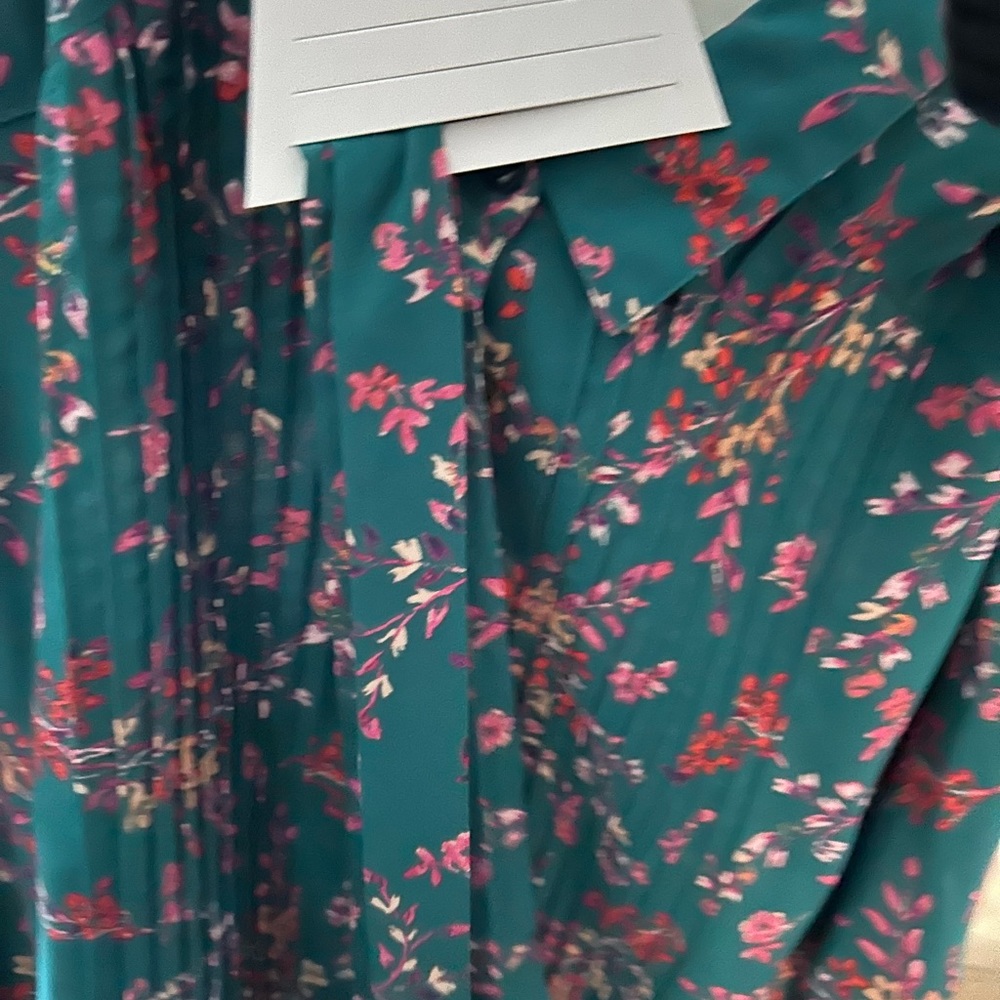 Beautiful plus size turquoise green dress with tie. Worn once to a wedding!